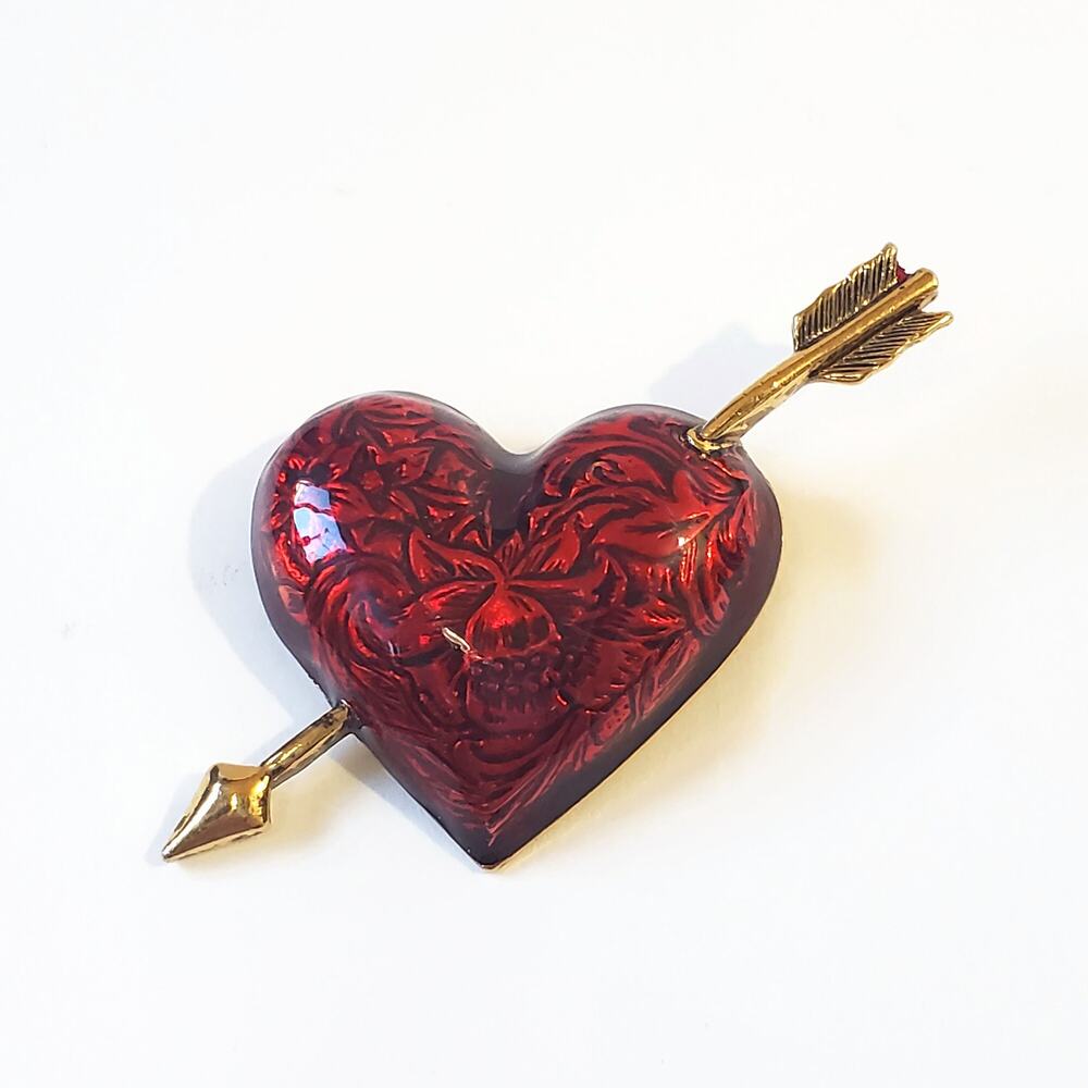 Vintage Avon Hearts Afire Red Enamel Gold Tone Floral Brooch Pin